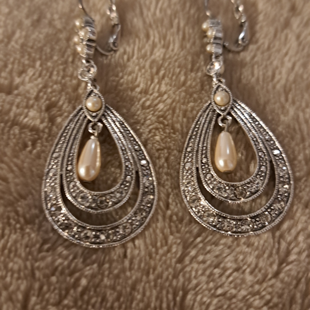 Elegant Silver and Pearl Drop Earrings With Silver Marquesite Stones
